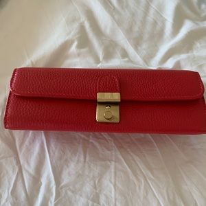 Scully and Scully Italian leather travel jewelry case